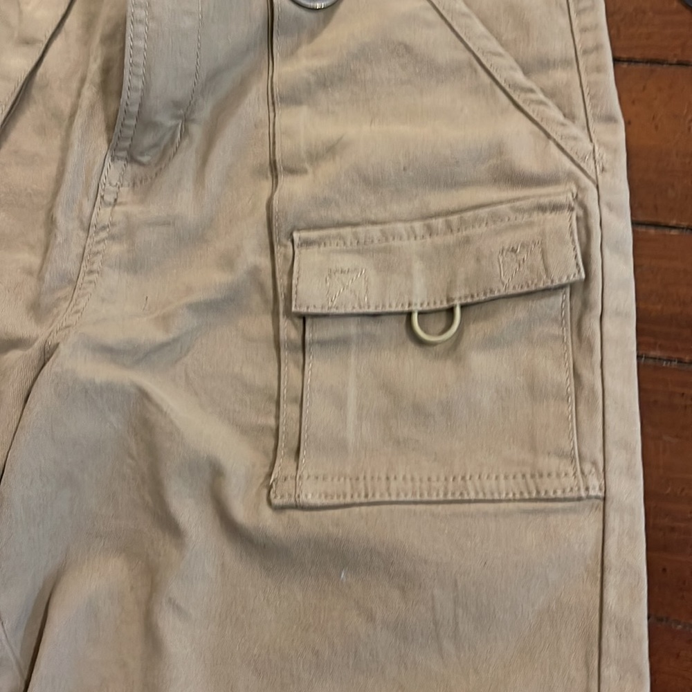 Shorts - Picture 4 of 7